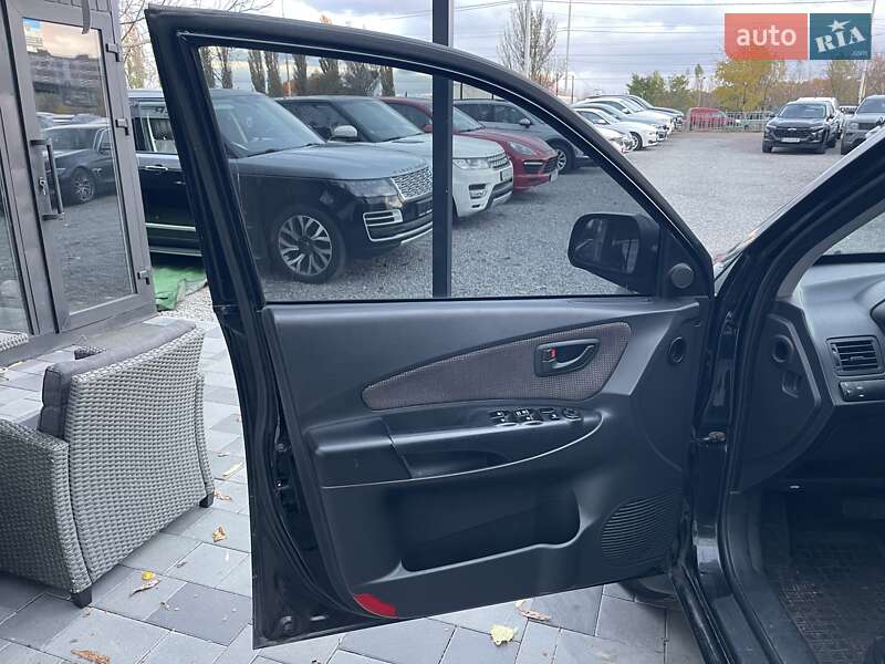 Внедорожник / Кроссовер Hyundai Tucson 2008 в Киеве фото 12 Внедорожник / Кроссовер Hyundai Tucson 2008 в Киеве