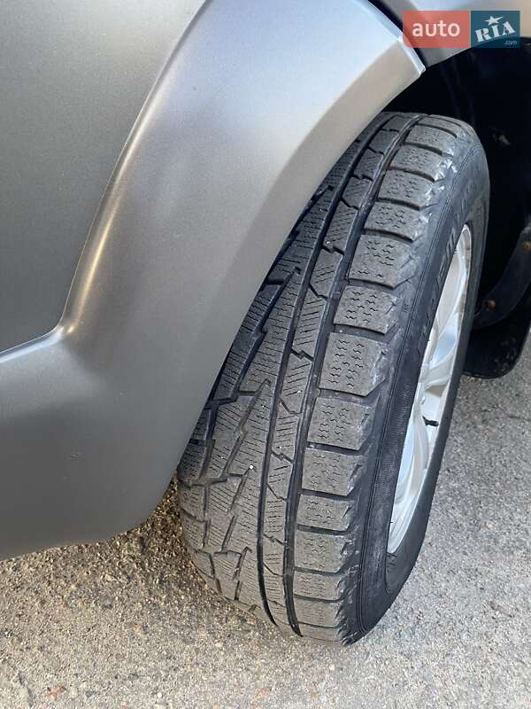 Внедорожник / Кроссовер Hyundai Tucson 2010 в Харькове