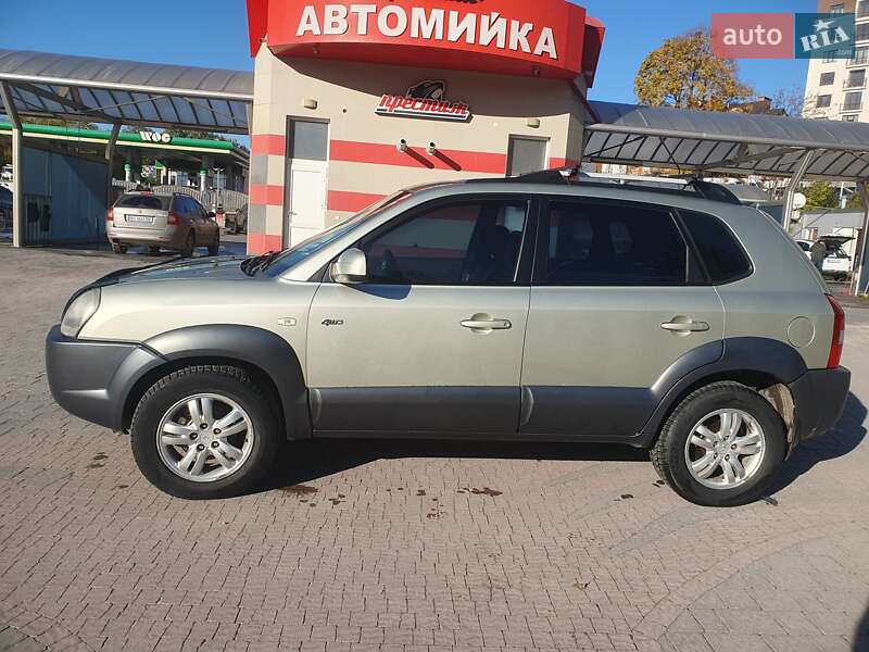 Внедорожник / Кроссовер Hyundai Tucson 2008 в Тернополе фото 4 Внедорожник / Кроссовер Hyundai Tucson 2008 в Тернополе