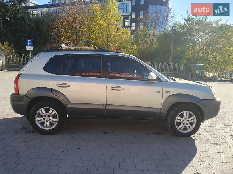 Внедорожник / Кроссовер Hyundai Tucson 2008 в Тернополе фото 7 Внедорожник / Кроссовер Hyundai Tucson 2008 в Тернополе