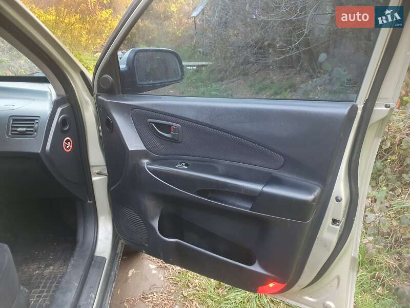 Внедорожник / Кроссовер Hyundai Tucson 2008 в Тернополе фото 25 Внедорожник / Кроссовер Hyundai Tucson 2008 в Тернополе