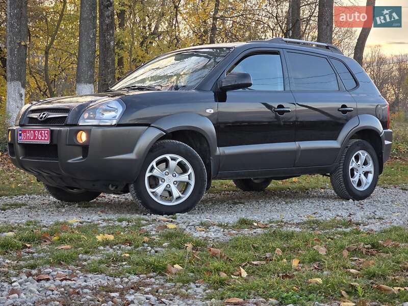Внедорожник / Кроссовер Hyundai Tucson 2009 в Гусятине фото 16 Внедорожник / Кроссовер Hyundai Tucson 2009 в Гусятине