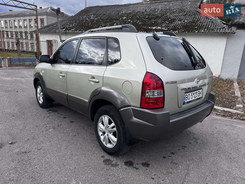 Внедорожник / Кроссовер Hyundai Tucson 2008 в Жмеринке