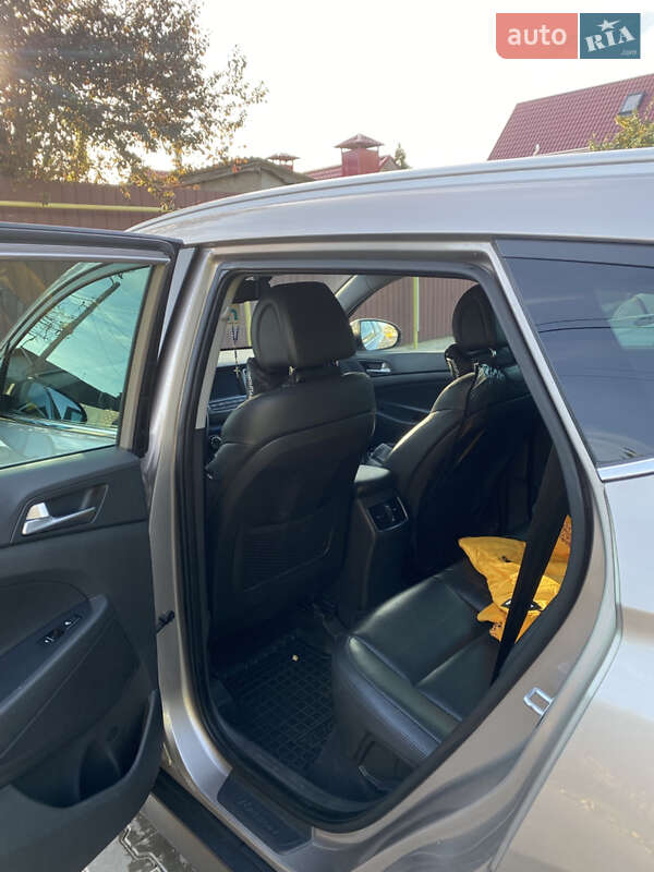 Внедорожник / Кроссовер Hyundai Tucson 2016 в Одессе фото 5 Внедорожник / Кроссовер Hyundai Tucson 2016 в Одессе