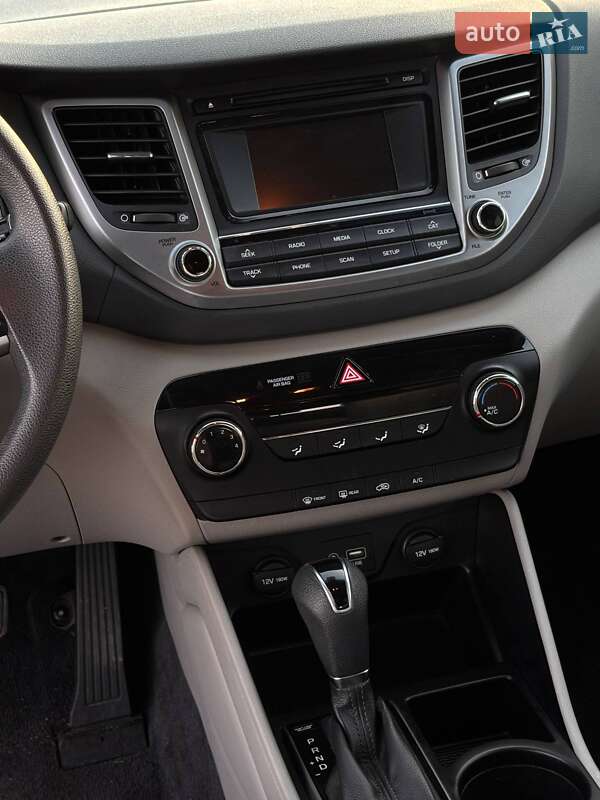 Внедорожник / Кроссовер Hyundai Tucson 2016 в Львове