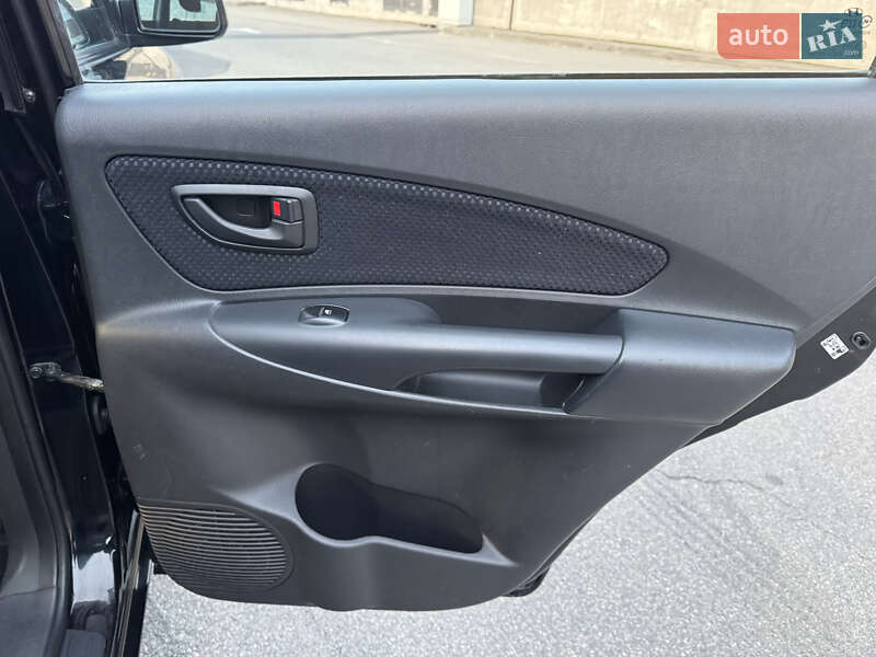 Позашляховик / Кросовер Hyundai Tucson 2009 в Києві