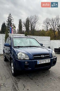 Позашляховик / Кросовер Hyundai Tucson 2004 в Хмільнику