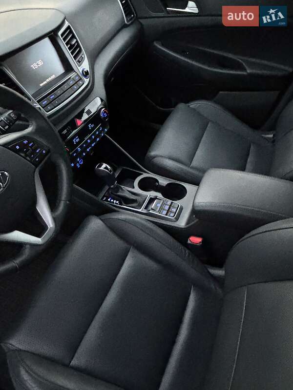 Внедорожник / Кроссовер Hyundai Tucson 2016 в Киеве фото 36 Внедорожник / Кроссовер Hyundai Tucson 2016 в Киеве