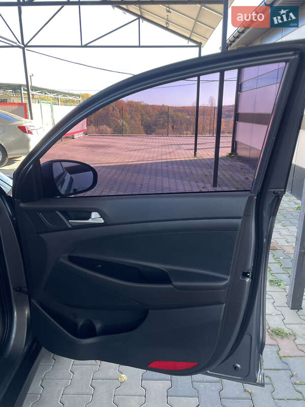 Внедорожник / Кроссовер Hyundai Tucson 2015 в Виннице фото 26 Внедорожник / Кроссовер Hyundai Tucson 2015 в Виннице