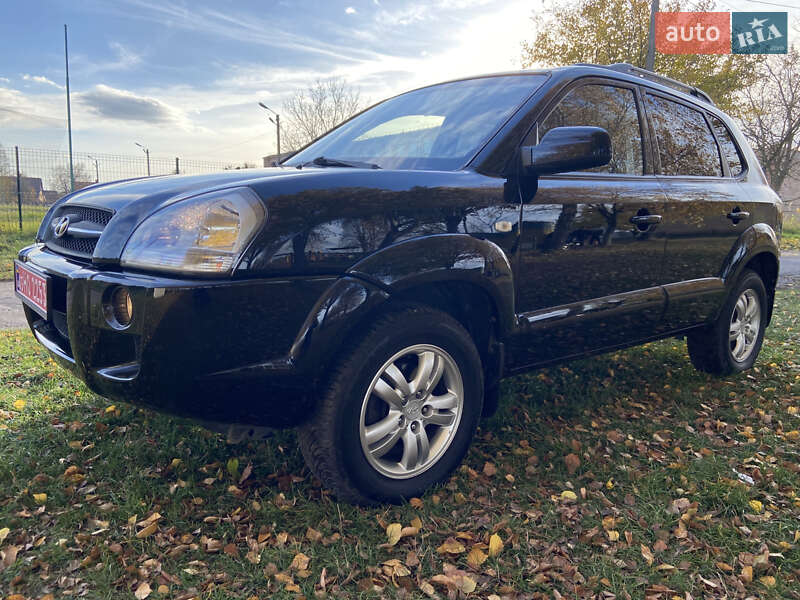 Внедорожник / Кроссовер Hyundai Tucson 2008 в Ровно фото 17 Внедорожник / Кроссовер Hyundai Tucson 2008 в Ровно