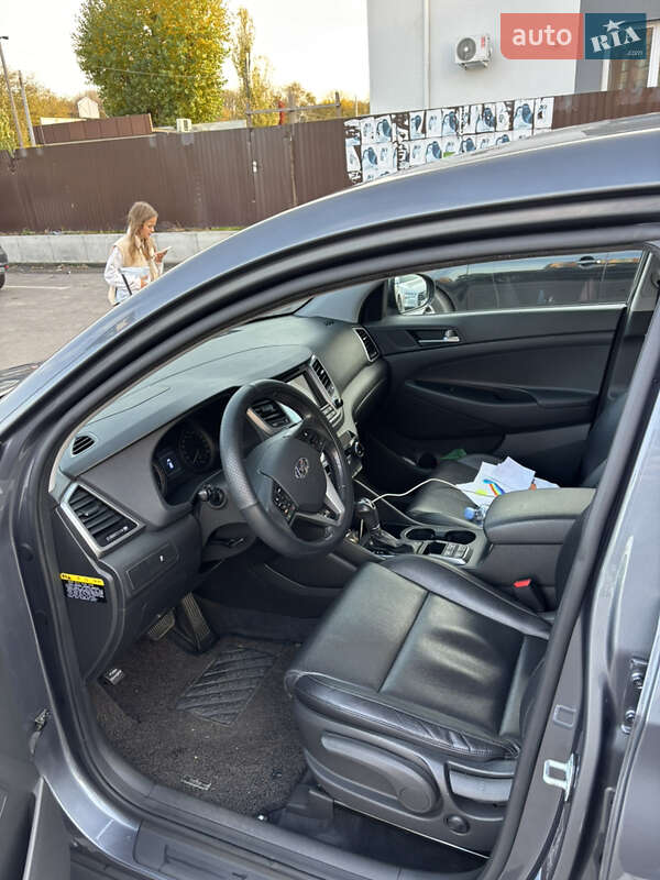 Внедорожник / Кроссовер Hyundai Tucson 2017 в Днепре