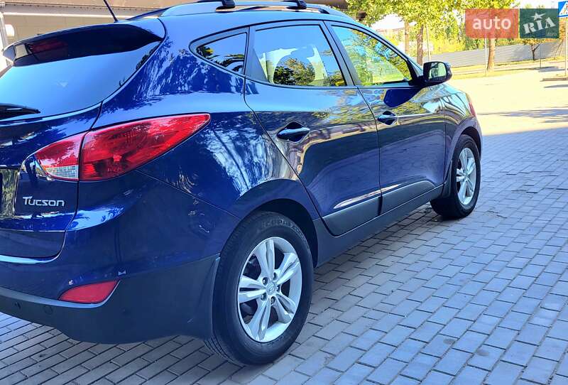 Внедорожник / Кроссовер Hyundai Tucson 2012 в Кривом Роге