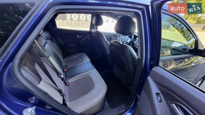 Внедорожник / Кроссовер Hyundai Tucson 2012 в Кривом Роге