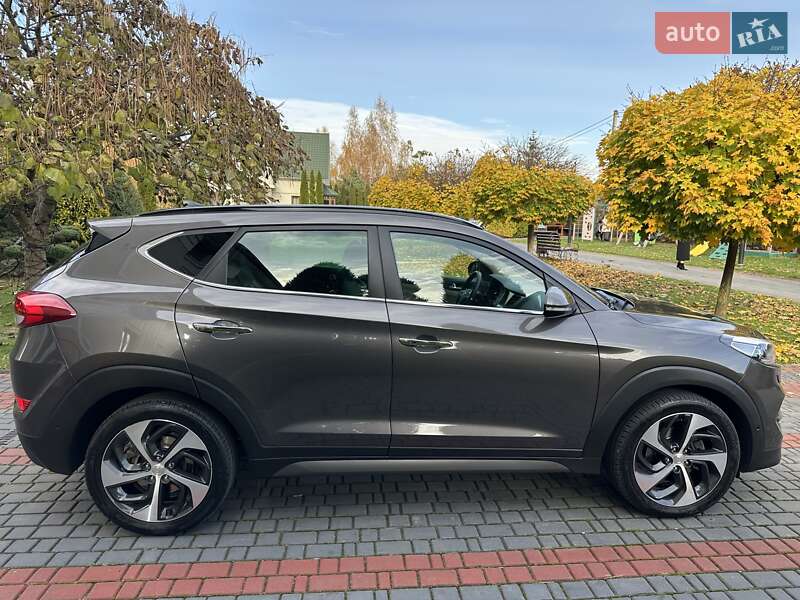 Внедорожник / Кроссовер Hyundai Tucson 2016 в Луцке