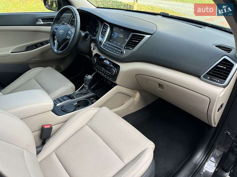 Внедорожник / Кроссовер Hyundai Tucson 2016 в Луцке