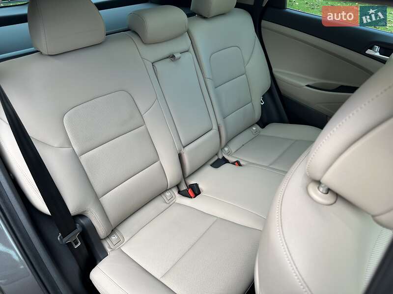 Внедорожник / Кроссовер Hyundai Tucson 2016 в Луцке