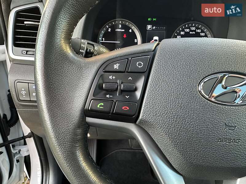 Внедорожник / Кроссовер Hyundai Tucson 2016 в Луцке фото 34 Внедорожник / Кроссовер Hyundai Tucson 2016 в Луцке