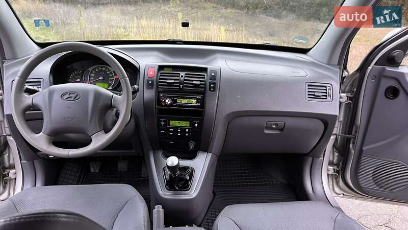 Внедорожник / Кроссовер Hyundai Tucson 2005 в Кременчуге