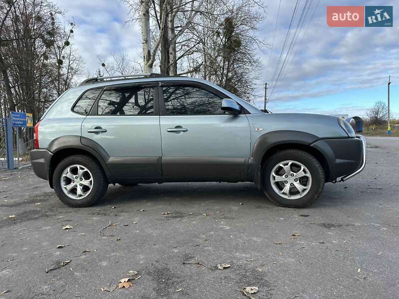 Внедорожник / Кроссовер Hyundai Tucson 2008 в Новой Водолаге