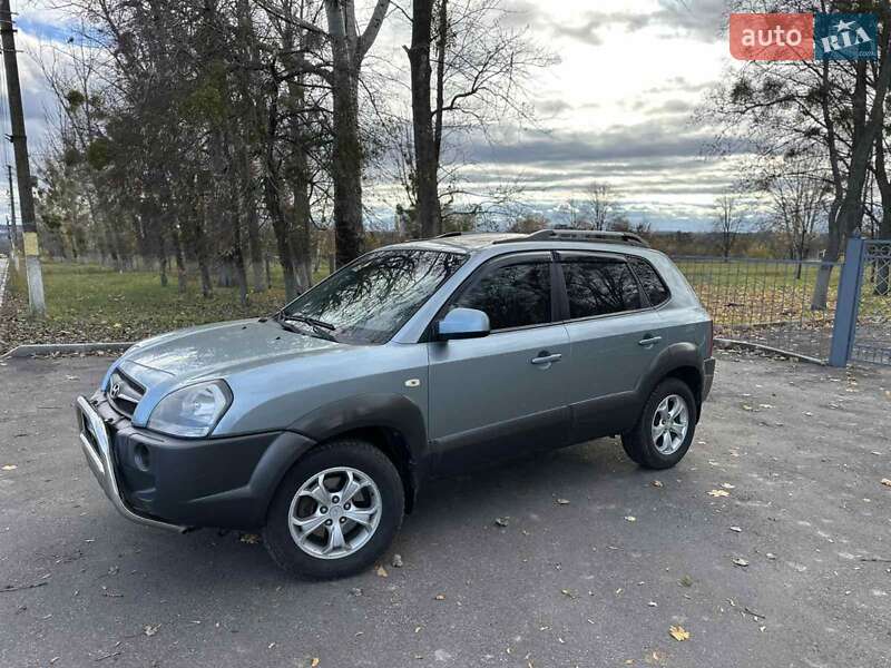 Внедорожник / Кроссовер Hyundai Tucson 2008 в Новой Водолаге