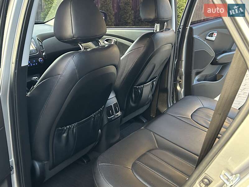 Позашляховик / Кросовер Hyundai Tucson 2014 в Тернополі