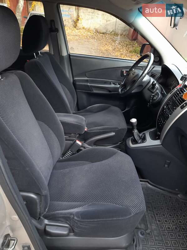 Позашляховик / Кросовер Hyundai Tucson 2007 в Борисполі