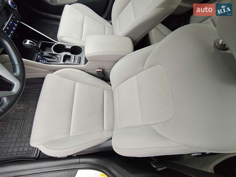 Внедорожник / Кроссовер Hyundai Tucson 2018 в Киеве фото 10 Внедорожник / Кроссовер Hyundai Tucson 2018 в Киеве