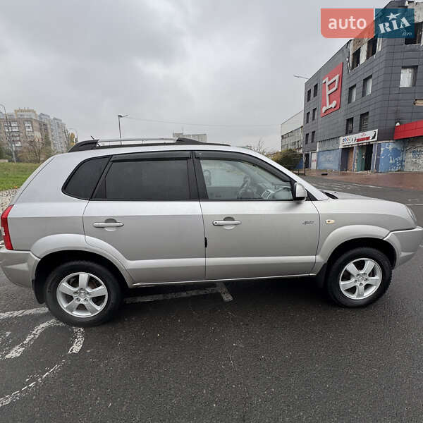 Внедорожник / Кроссовер Hyundai Tucson 2005 в Одессе