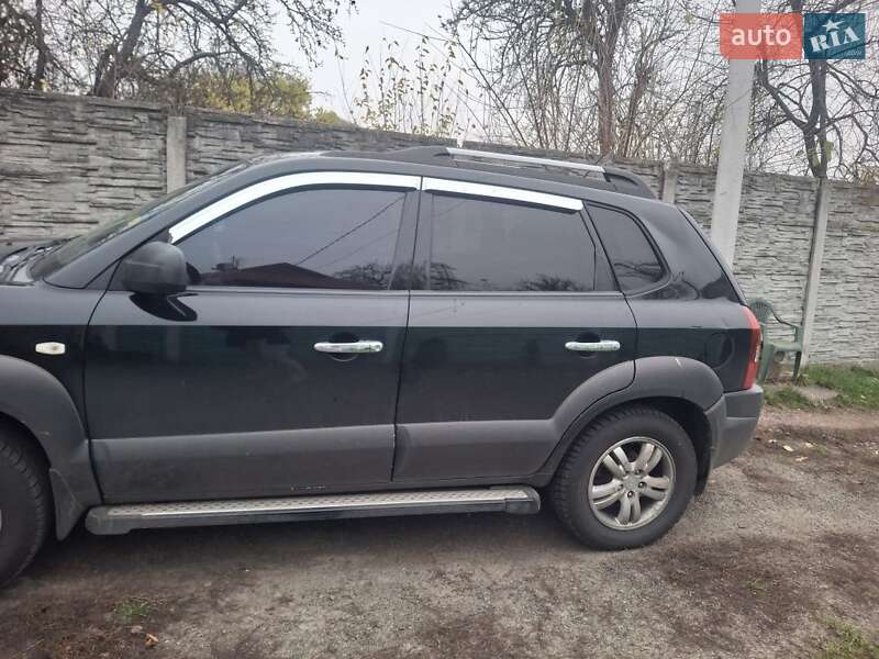 Внедорожник / Кроссовер Hyundai Tucson 2005 в Калиновке