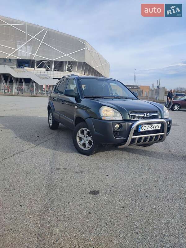 Позашляховик / Кросовер Hyundai Tucson 2008 в Львові фото Позашляховик / Кросовер Hyundai Tucson 2008 в Львові