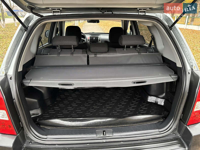 Внедорожник / Кроссовер Hyundai Tucson 2012 в Барышевке фото 34 Внедорожник / Кроссовер Hyundai Tucson 2012 в Барышевке