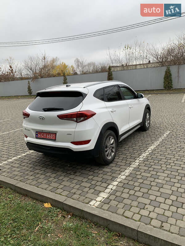 Позашляховик / Кросовер Hyundai Tucson 2017 в Івано-Франківську