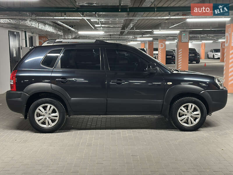 Внедорожник / Кроссовер Hyundai Tucson 2011 в Киеве фото 4 Внедорожник / Кроссовер Hyundai Tucson 2011 в Киеве