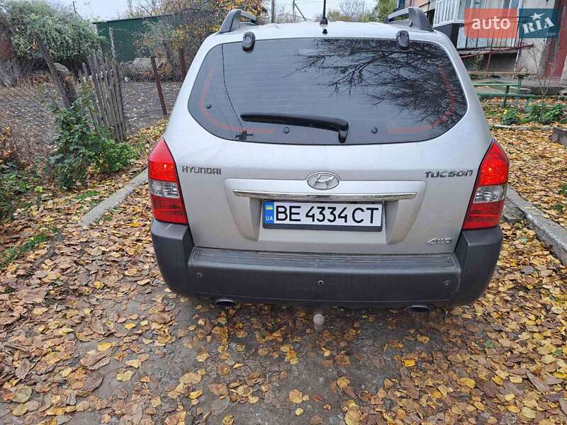 Внедорожник / Кроссовер Hyundai Tucson 2009 в Казанке