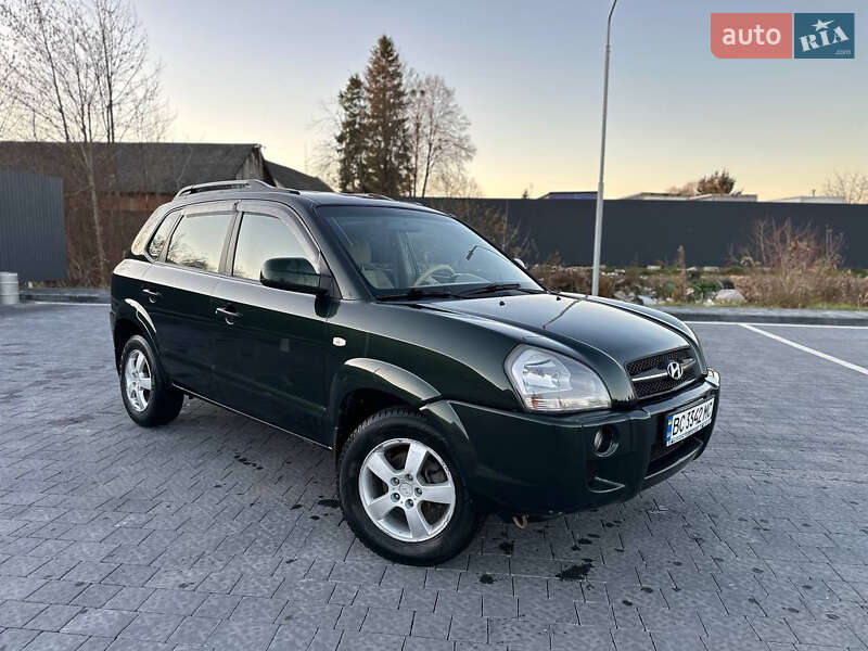 Внедорожник / Кроссовер Hyundai Tucson 2005 в Самборе фото Внедорожник / Кроссовер Hyundai Tucson 2005 в Самборе