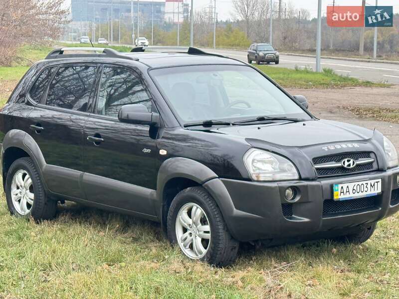 Позашляховик / Кросовер Hyundai Tucson 2008 в Києві
