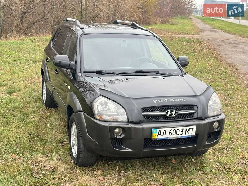 Позашляховик / Кросовер Hyundai Tucson 2008 в Києві