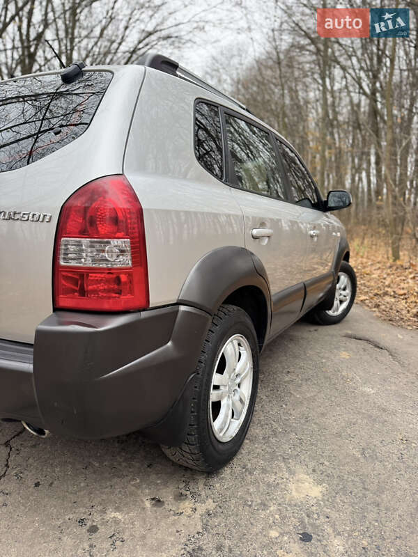 Внедорожник / Кроссовер Hyundai Tucson 2007 в Вороновице