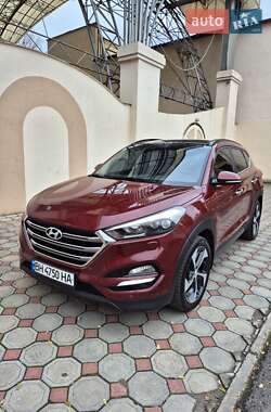 Позашляховик / Кросовер Hyundai Tucson 2015 в Чорноморську
