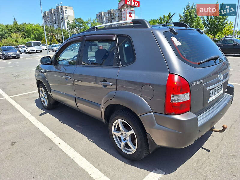 Внедорожник / Кроссовер Hyundai Tucson 2009 в Киеве фото 6 Внедорожник / Кроссовер Hyundai Tucson 2009 в Киеве