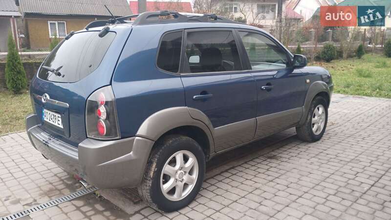 Внедорожник / Кроссовер Hyundai Tucson 2005 в Межгорье фото 3 Внедорожник / Кроссовер Hyundai Tucson 2005 в Межгорье
