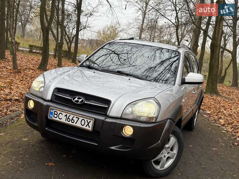 Внедорожник / Кроссовер Hyundai Tucson 2005 в Калуше