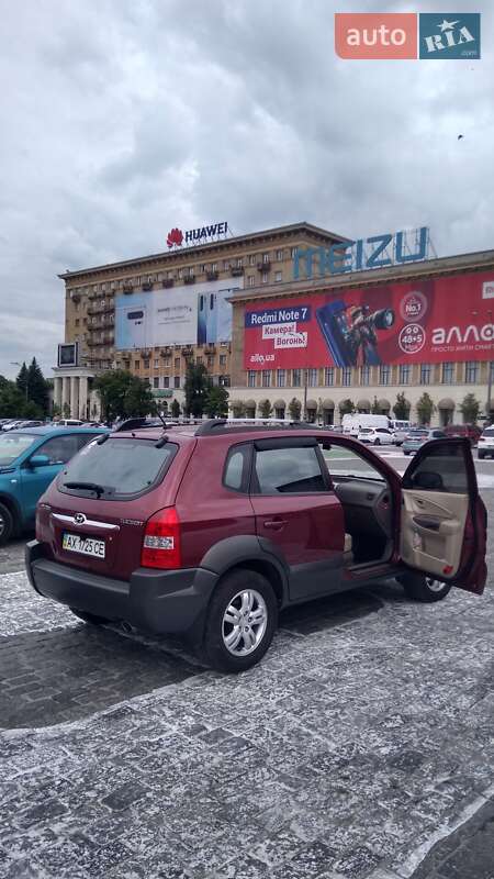 Внедорожник / Кроссовер Hyundai Tucson 2008 в Харькове фото 4 Внедорожник / Кроссовер Hyundai Tucson 2008 в Харькове