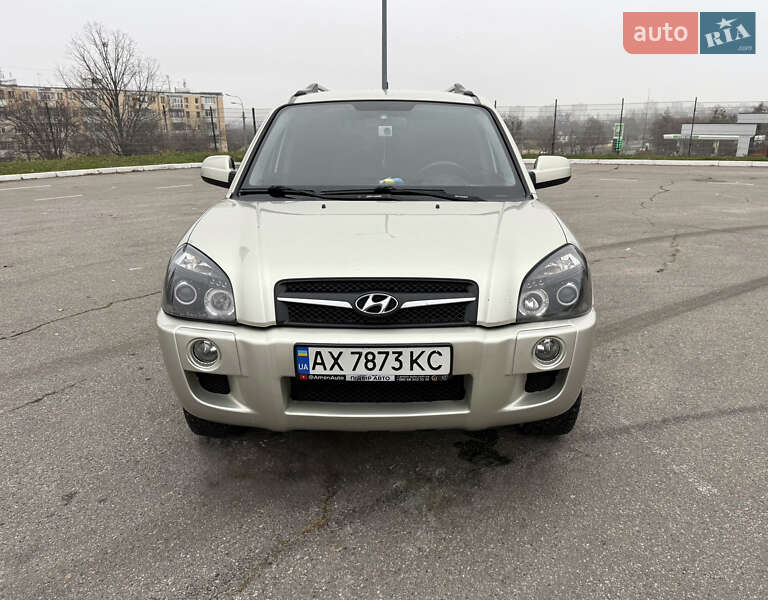 Внедорожник / Кроссовер Hyundai Tucson 2009 в Харькове фото 6 Внедорожник / Кроссовер Hyundai Tucson 2009 в Харькове