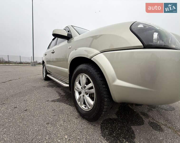 Внедорожник / Кроссовер Hyundai Tucson 2009 в Харькове фото 13 Внедорожник / Кроссовер Hyundai Tucson 2009 в Харькове