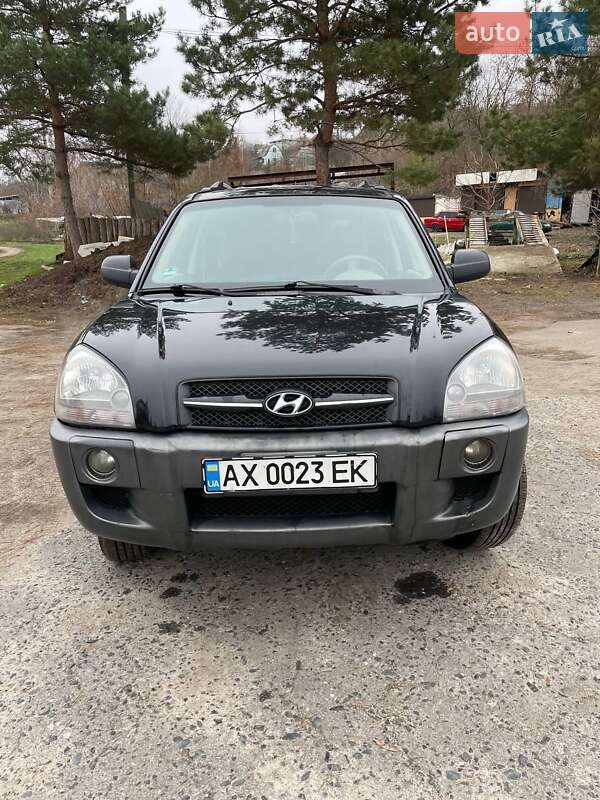 Внедорожник / Кроссовер Hyundai Tucson 2008 в Солоницевке