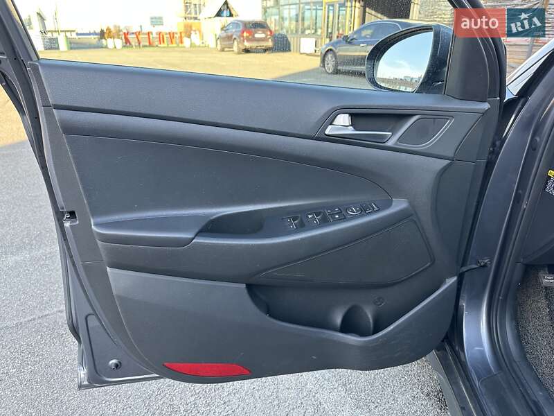 Внедорожник / Кроссовер Hyundai Tucson 2016 в Киеве фото 16 Внедорожник / Кроссовер Hyundai Tucson 2016 в Киеве