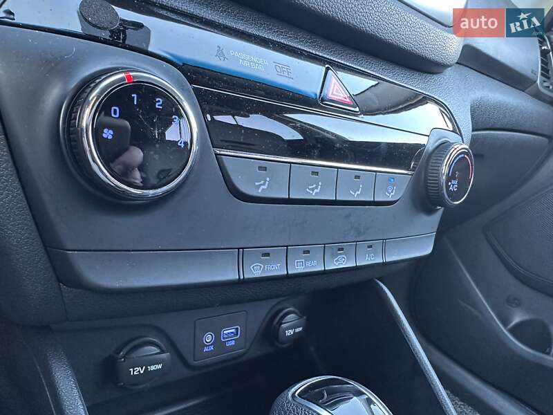 Внедорожник / Кроссовер Hyundai Tucson 2016 в Киеве фото 27 Внедорожник / Кроссовер Hyundai Tucson 2016 в Киеве