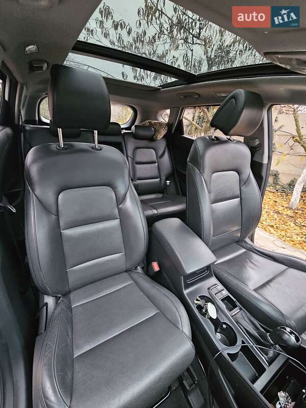 Внедорожник / Кроссовер Hyundai Tucson 2017 в Кривом Роге фото 8 Внедорожник / Кроссовер Hyundai Tucson 2017 в Кривом Роге