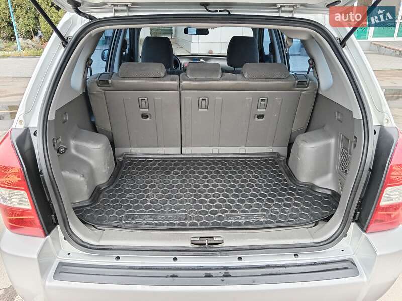 Внедорожник / Кроссовер Hyundai Tucson 2005 в Бердичеве фото 8 Внедорожник / Кроссовер Hyundai Tucson 2005 в Бердичеве